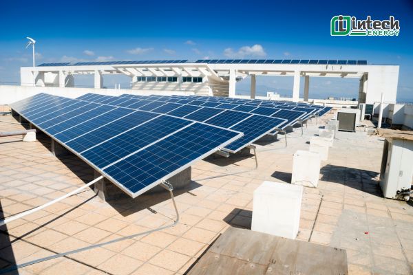 Công suất 1 tấm pin năng lượng mặt trời bao nhiêu? Công suất 1 tấm pin năng lượng mặt trời