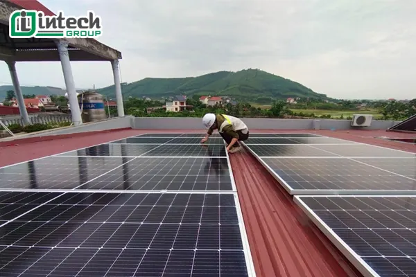 Lắp Điện mặt trời có lưu trữ cho gia đình anh Văn, Lục Nam, Bắc Giang