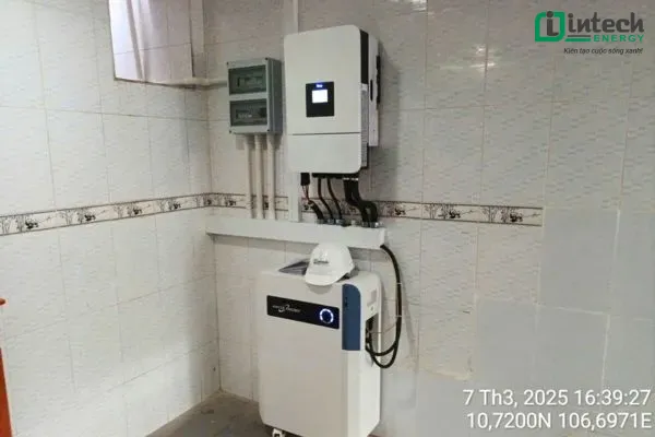 Inverter Hybrid và hệ thống lưu trữ