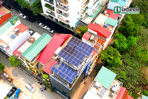 Dự án điện mặt trời 18,6 kWp cho tòa nhà văn phòng 7 tầng tại Hà Nội Dự án điện mặt trời 18,6 kWp cho tòa nhà văn phòng