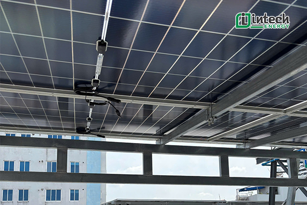 Bàn giao dự án điện mặt trời 11,9kWp tại Tp. Hồ Chí Minh Dự án điện mặt trời 11,9kWp