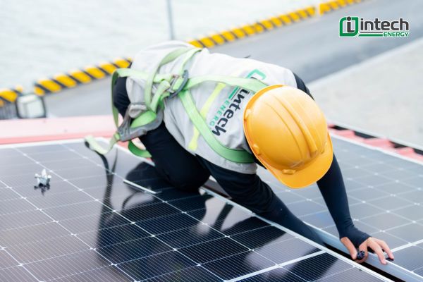 Trang chủ các giai đoạn thi công điện mặt trời khi xây nhà mới